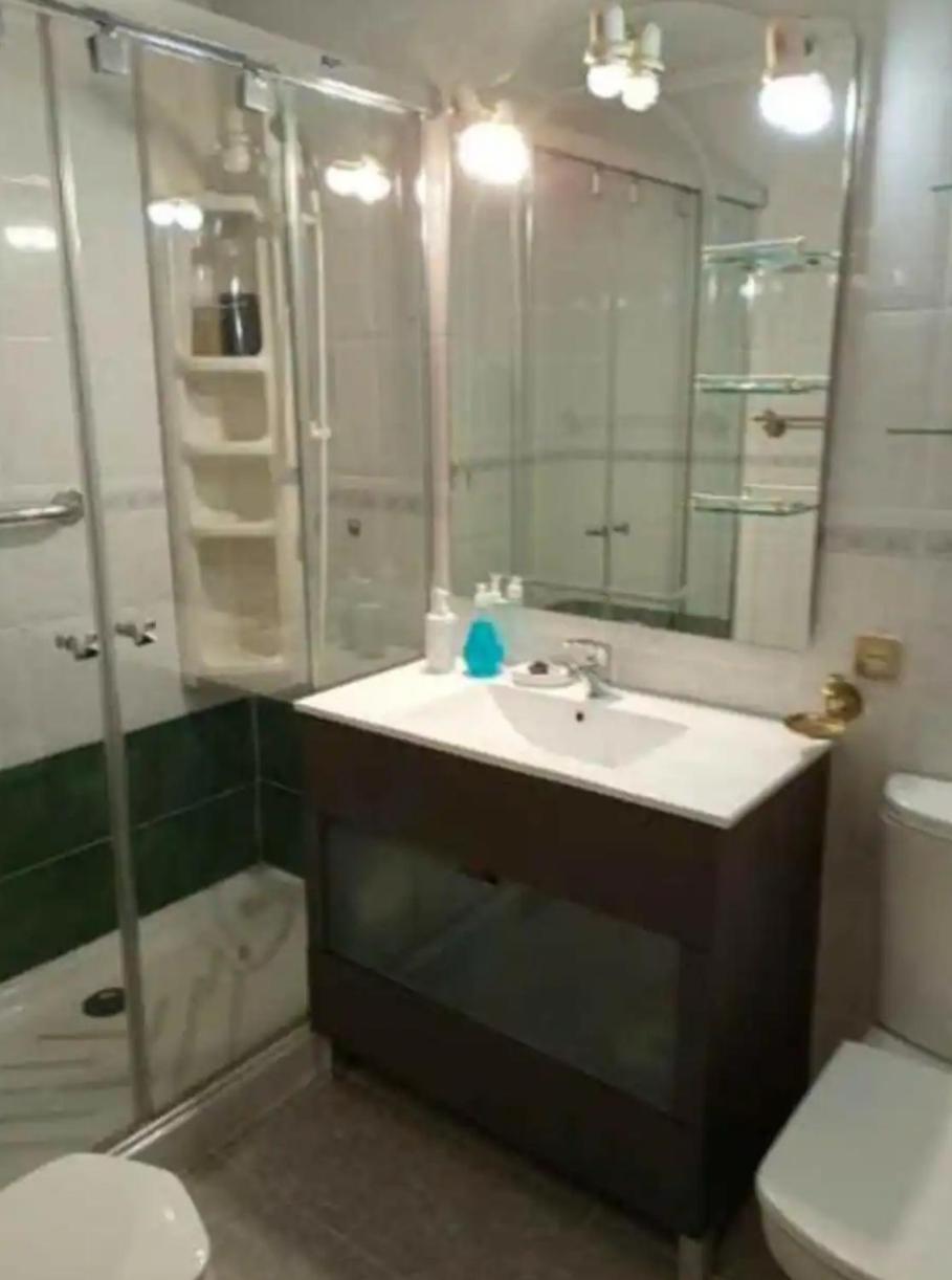 -Hostel Latimoamericano Masculino II Madrid Eksteriør billede
