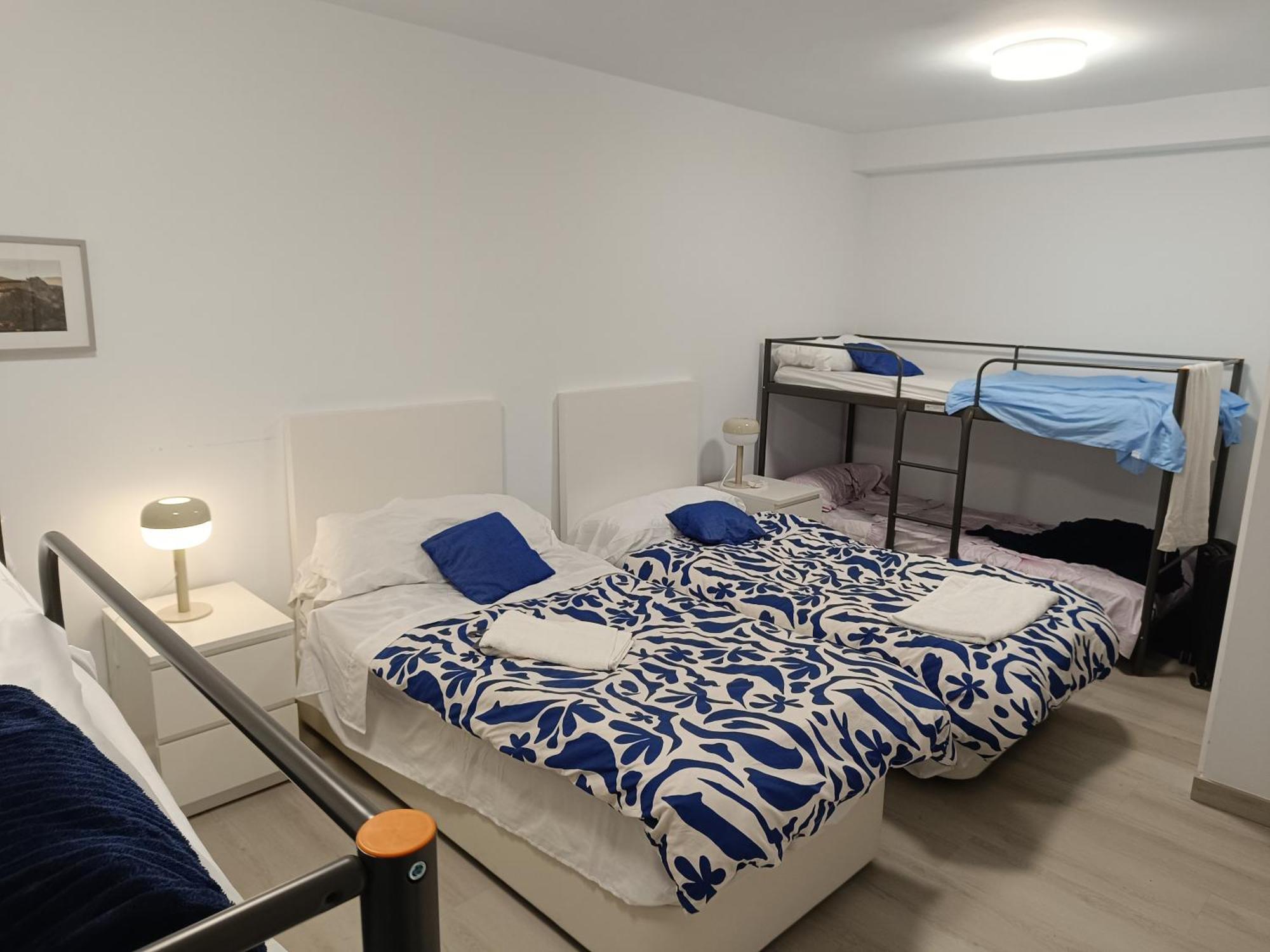 -Hostel Latimoamericano Masculino II Madrid Eksteriør billede